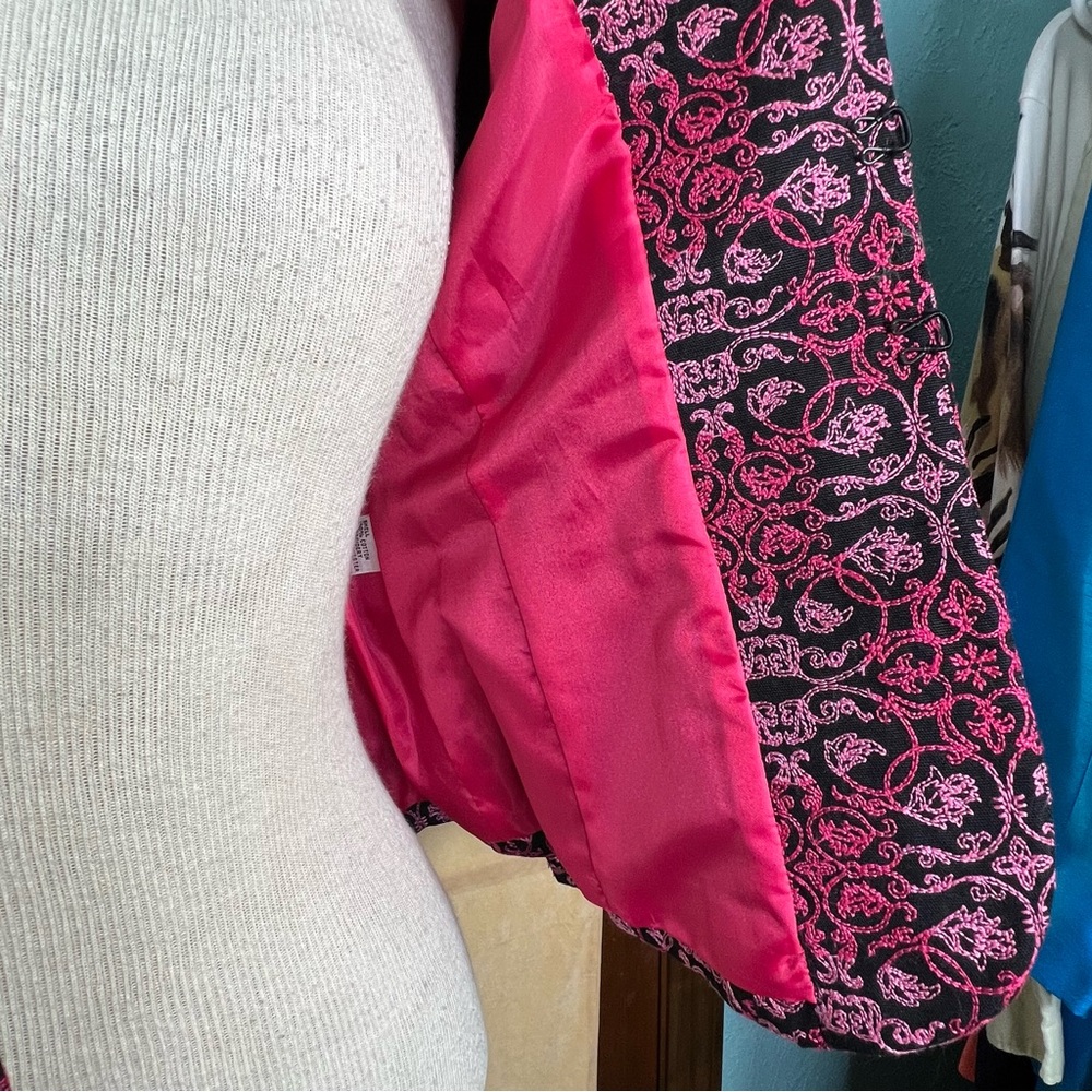 Talbots Petites Women’s Embroidered Pink & Black Cotton Blazer Size 4 EUC - Picture 8 of 14